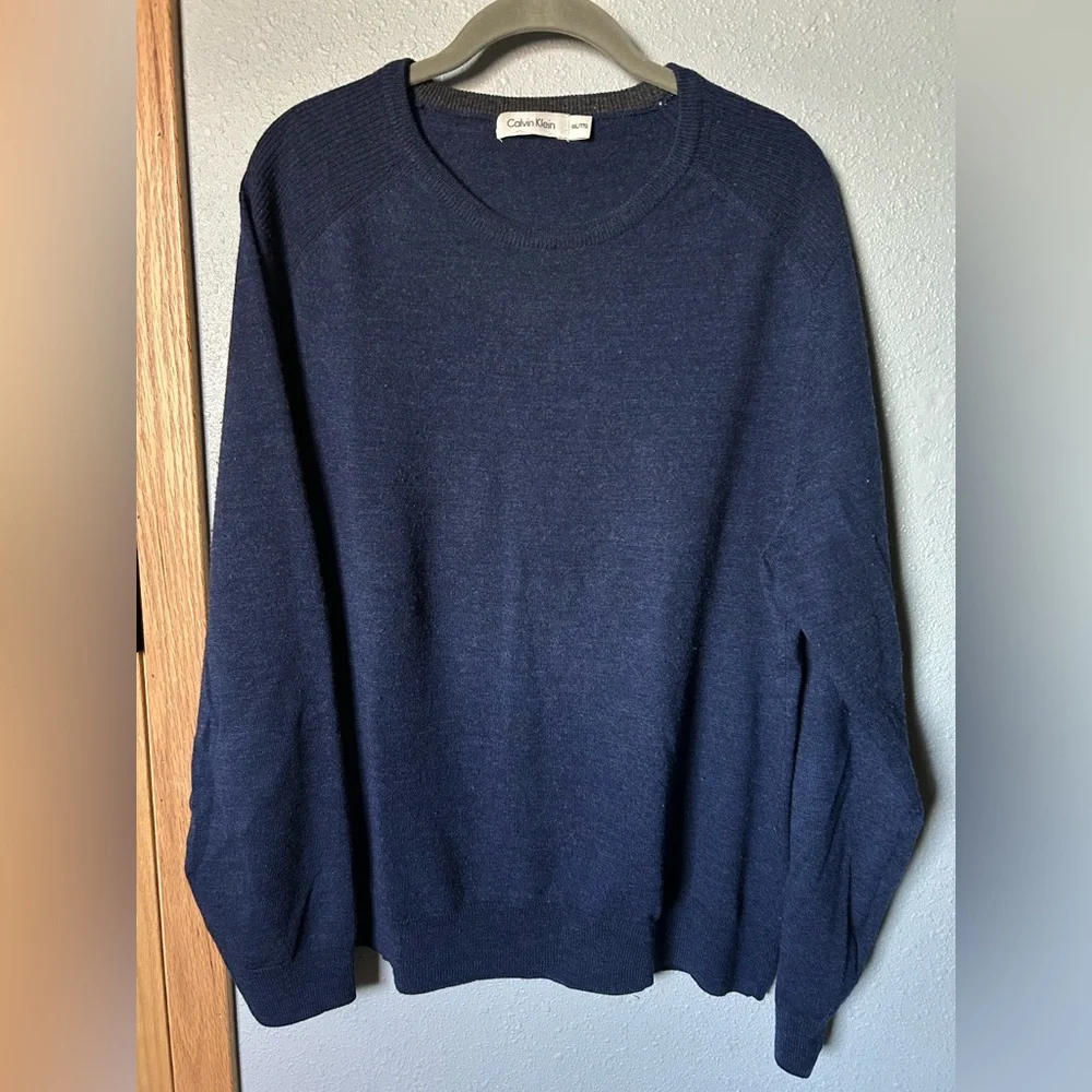 Calvin Klein Men's Blue Merino Wool Crewneck Sweater - Picture 1 of 8